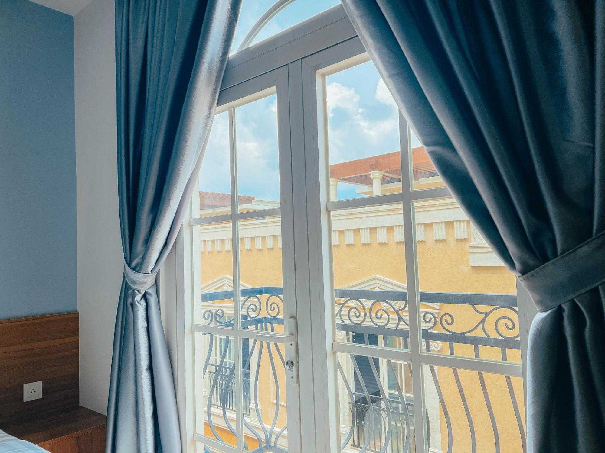 Labe Hotel Дуонг-Донг Экстерьер фото